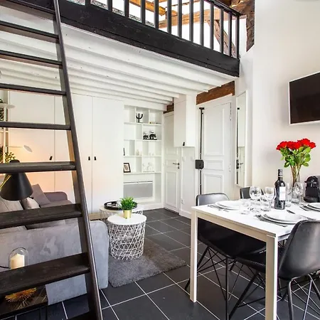 Homey Flat 4p - South Pigalle- 3f * Париж